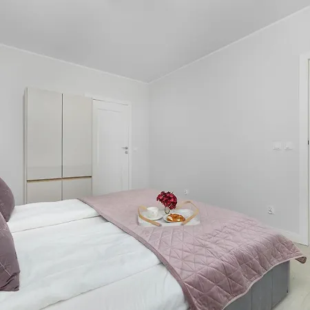 La Maddalena 2 Z Balkonem, Ogrodem Blisko Plazy By Renters Premium Apartmán *